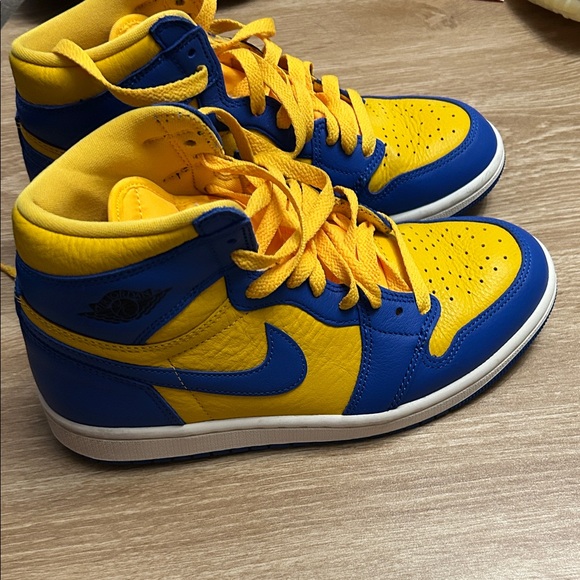Jordan Shoes - Jordan 1 Retro OG Reverse Laney